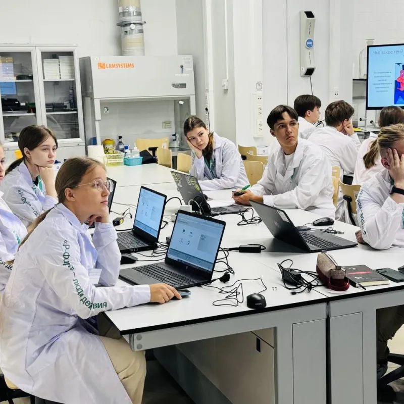 Нижегородские школьники приступили к работе над инновационными проектами в «Сириусе»
