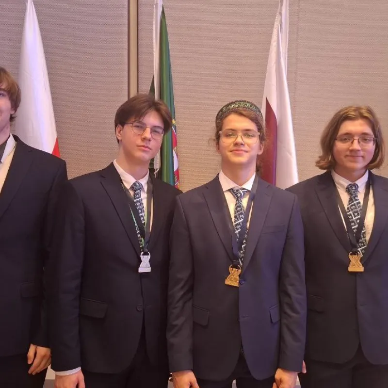 57-я Международная химическая олимпиада завершилась победой российских школьников!