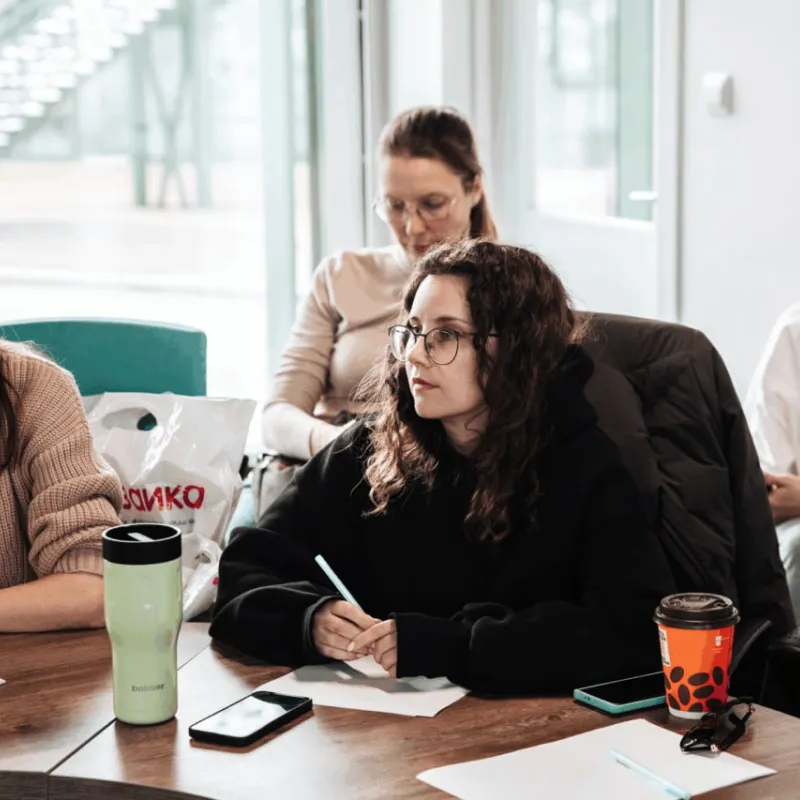 «ЛекториУМ для родителей»: в центре «Вега» создают пространство для семейного образования